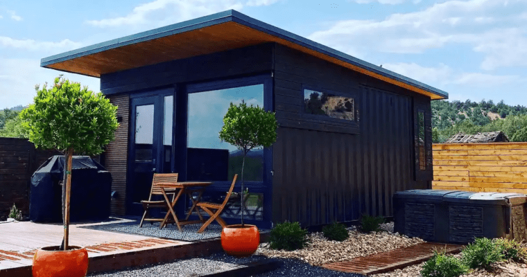 Matte Black Color Tiny Container House