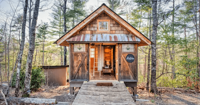 Rustic Tiny Cabin – Blue Ridge