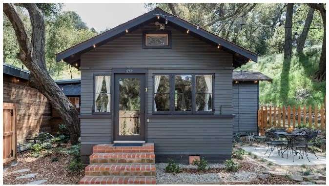 Crystal Tiny Cabin-Restored Vintage Lodge
