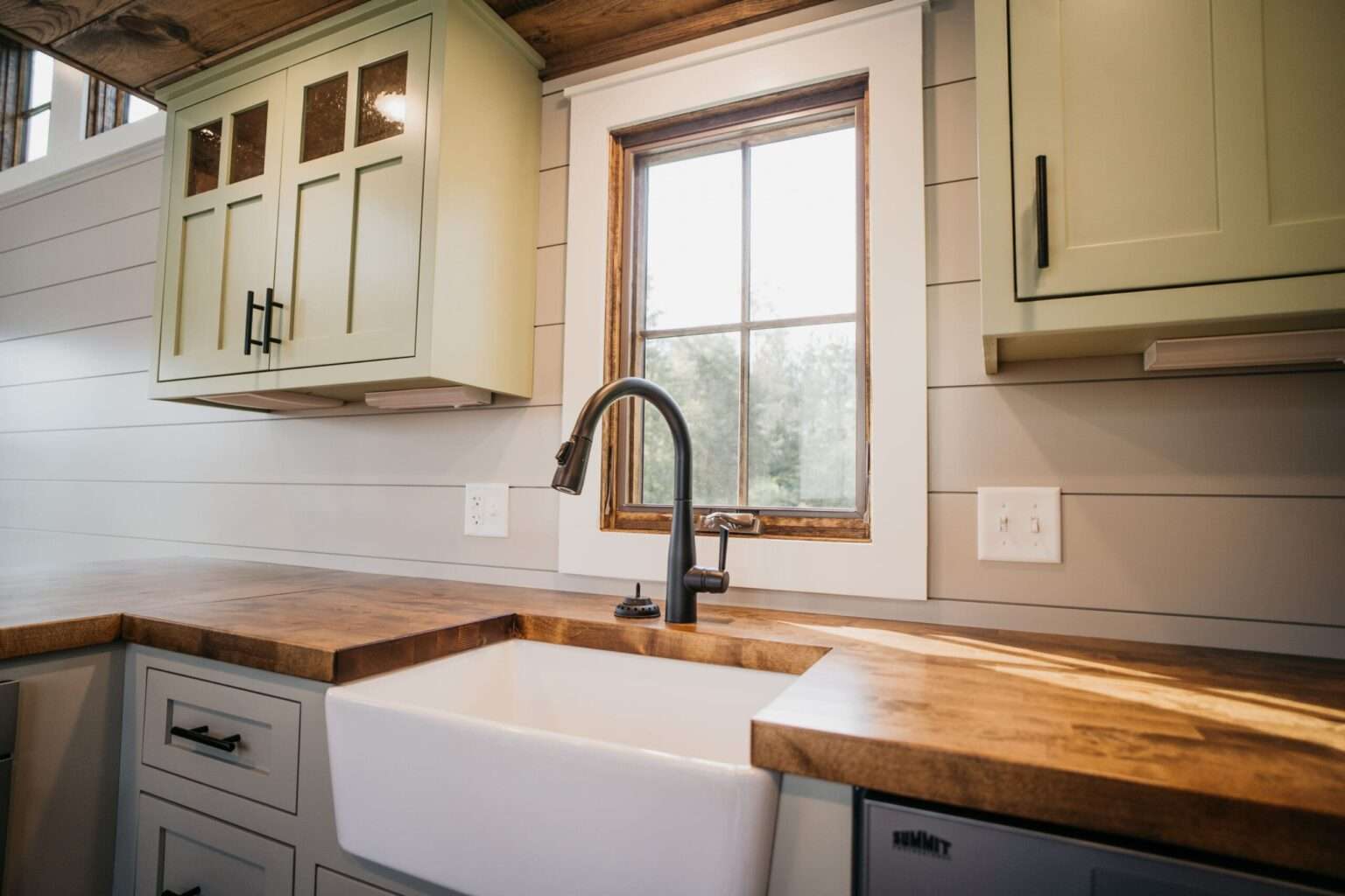 Absolutely Gorgeous Denali Tiny House by Timbercraft Tiny Homes - Dream ...