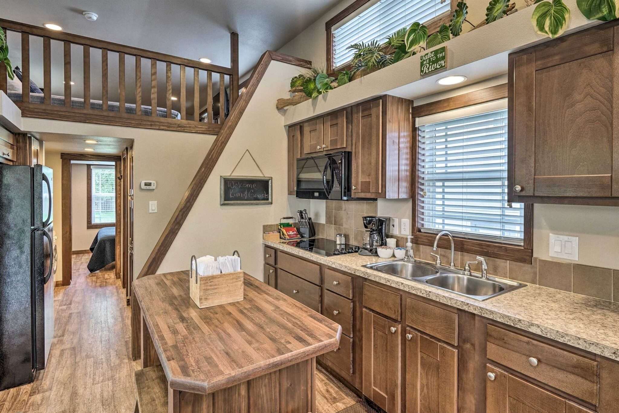 Gorgeous Rustic Tiny House Near The San Marcos River Dream Tiny Living gorgeous-rustic-tiny-house-near-the-san-marcos-river-dream-tiny-living