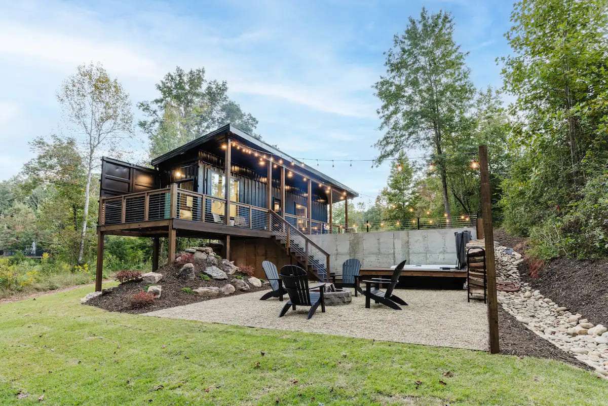 Absolutely WaterfallHamockJacuzzi Container House Dream