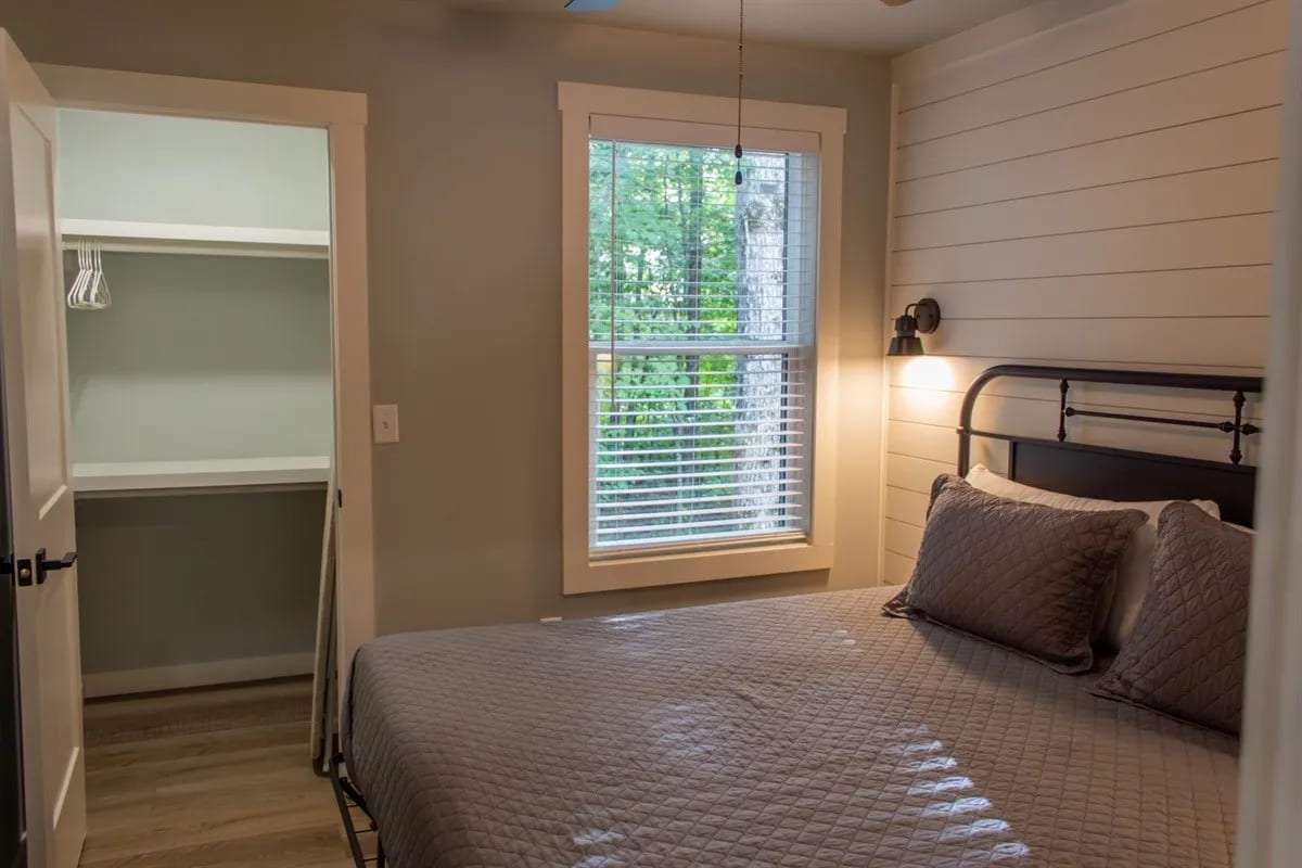 Wonderful Small Home at The Retreat at Water's Edge - Dream Tiny Living