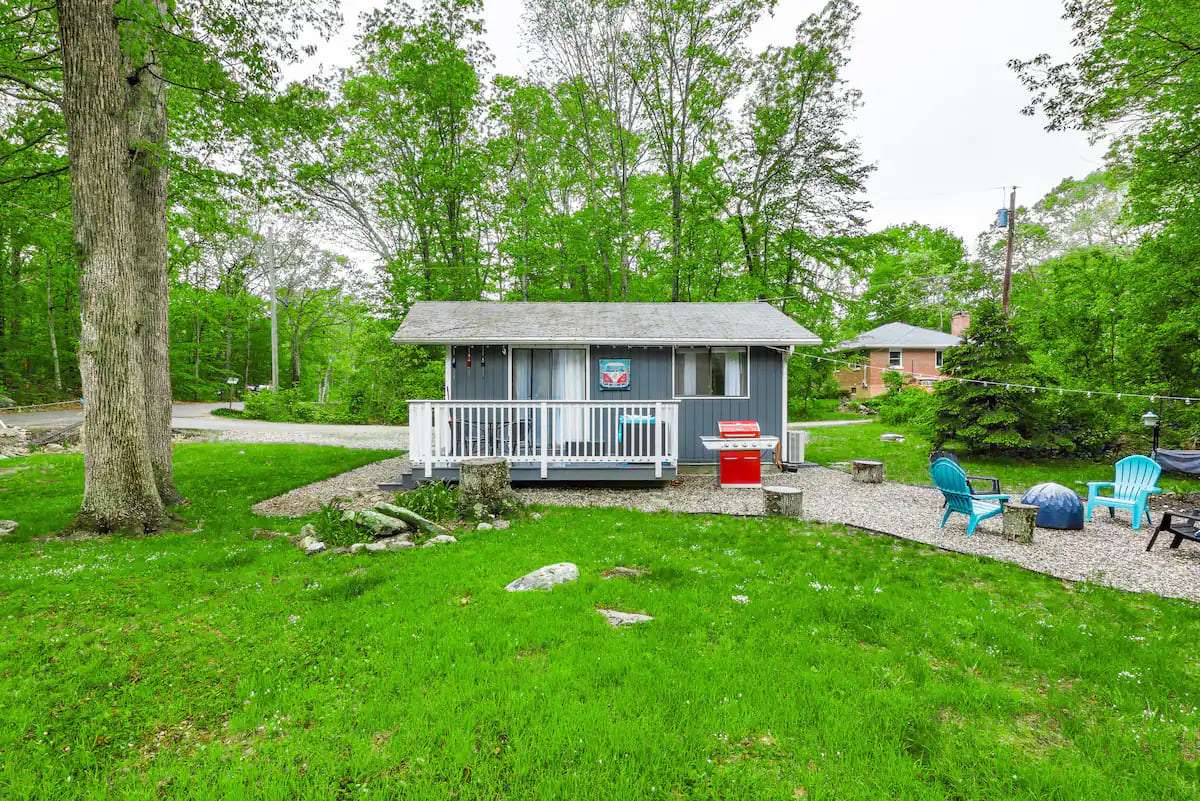 Beautiful Lindy Tiny House on Amston Lake Dream Tiny Living