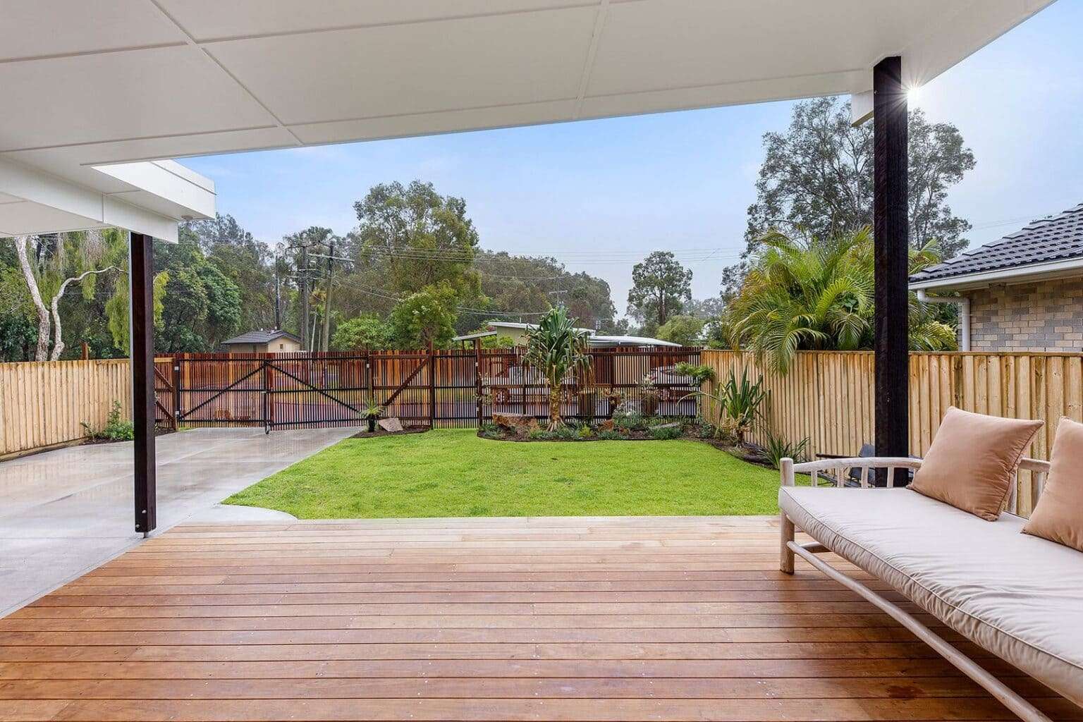 Small House with Large Patio and Pool - Dream Tiny Living