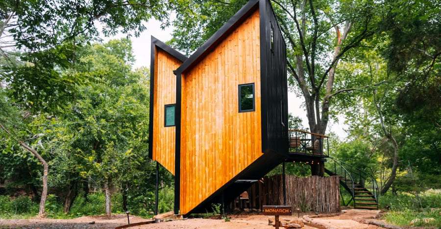 Butterfly Design Luxury Tiny Tree House