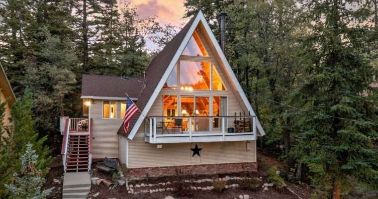 A-Frame Cabin with Breathtaking Mountain View