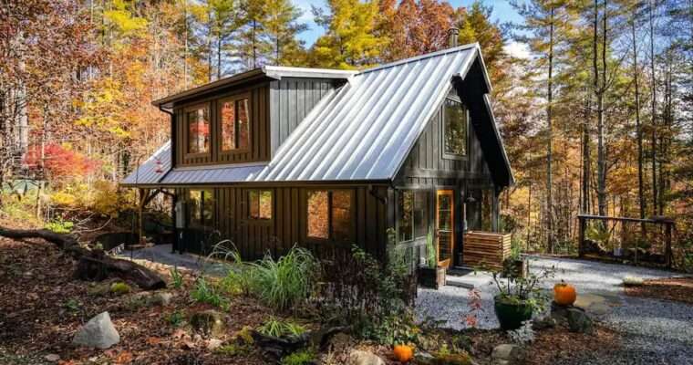 Newly Built Tiny Mountain Hut in Dupont State Forest