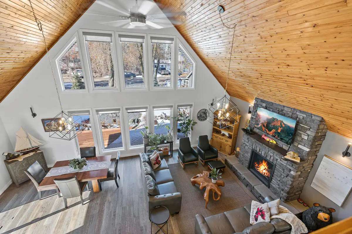 Beautiful Family Friendly Luxury Tiny Lake House - Dream Tiny Living