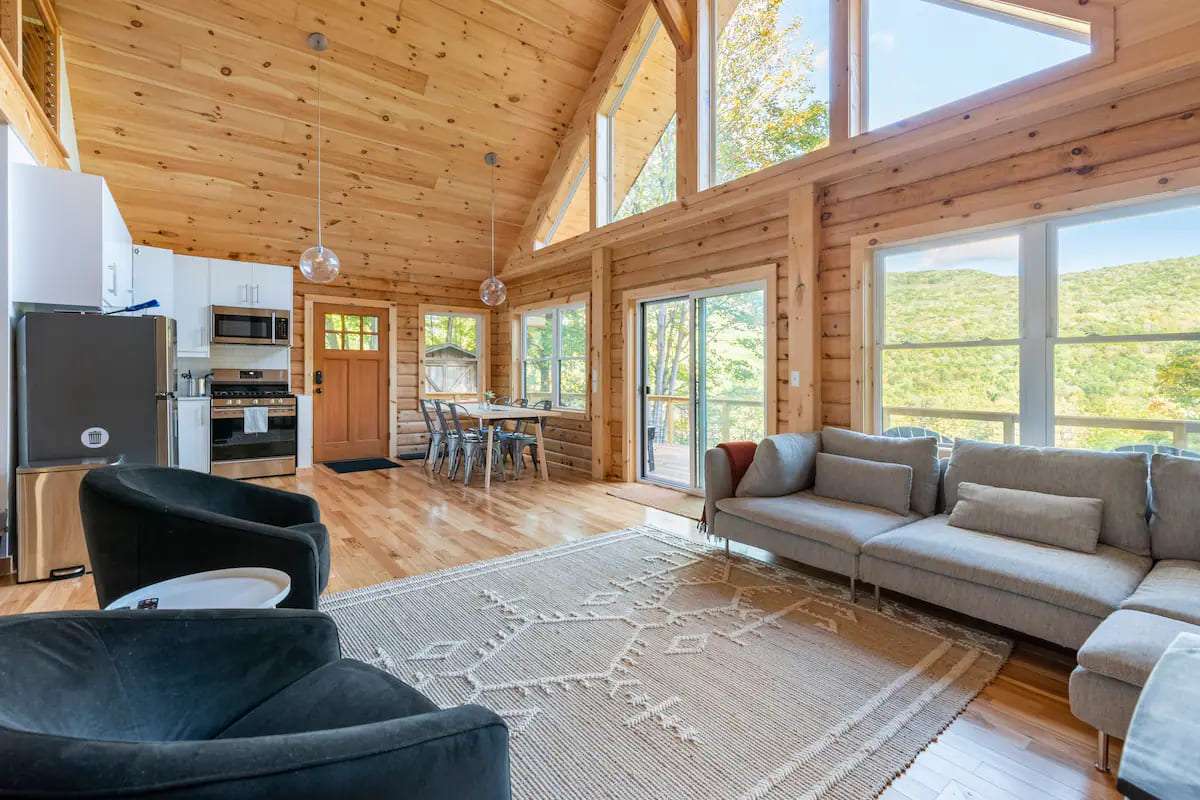 Catskills Tiny Log Cabin in the Sky with Mountain Views - Dream Tiny Living